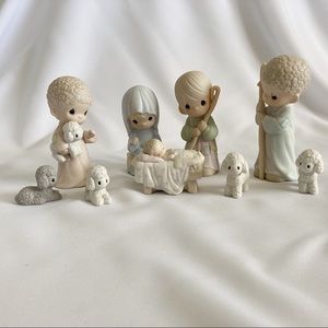 Precious Moments Nativity Set